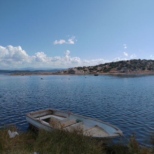 A boat in Tatar River